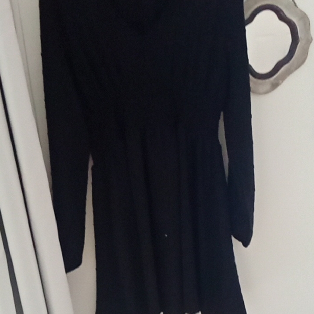 Elegant Black Long Sleeve Dress
